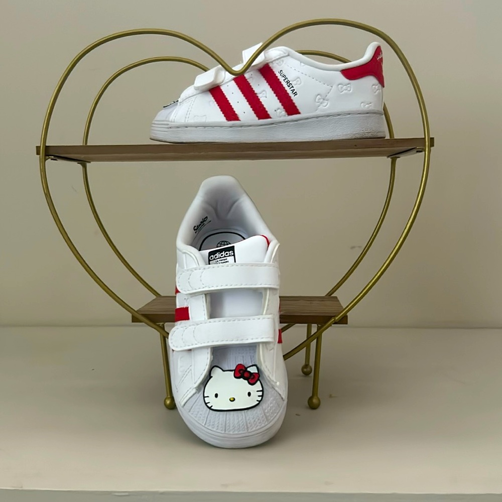 Hello Kitty Adidas Superstar Size 8C (toddler)